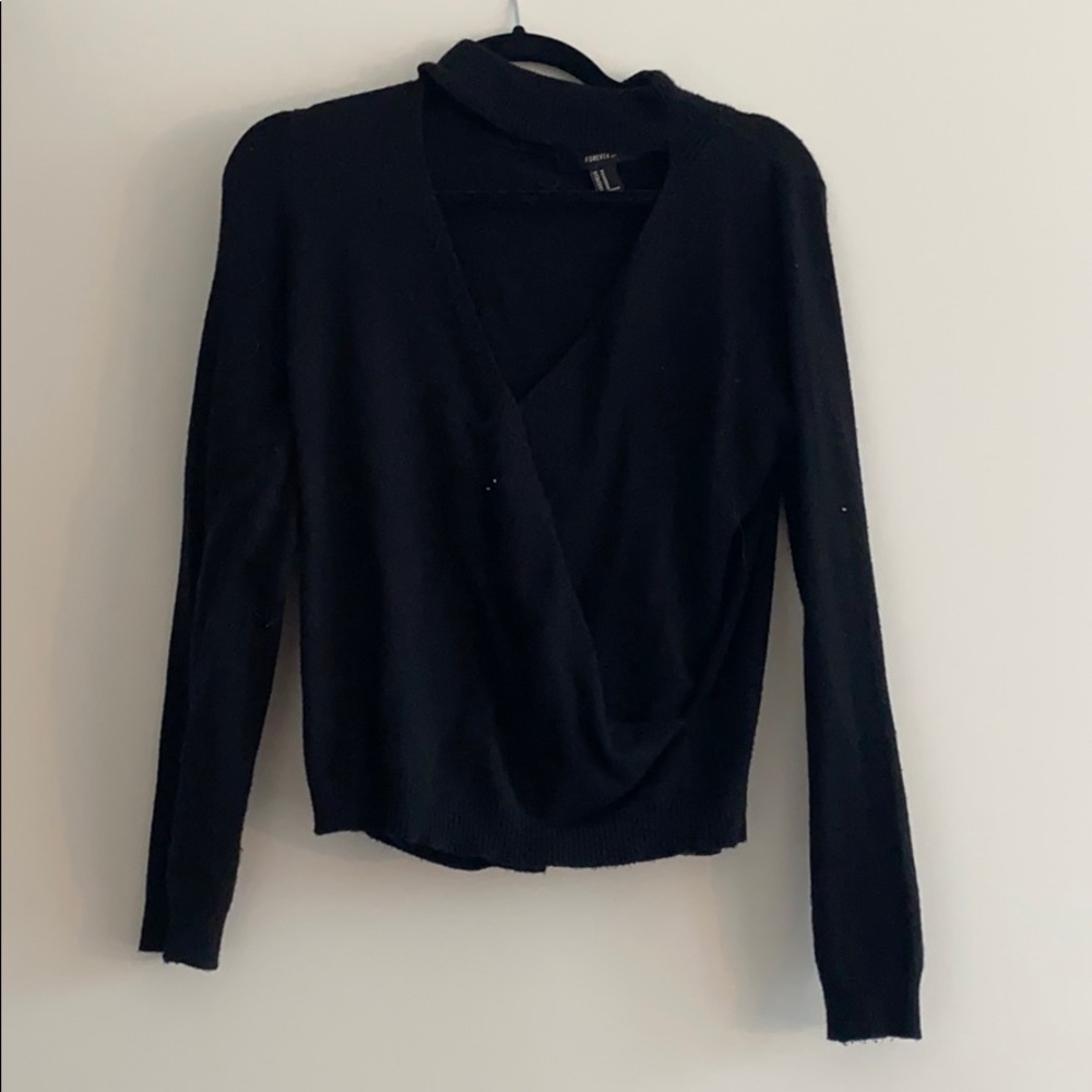 Black choker/v neck sweater